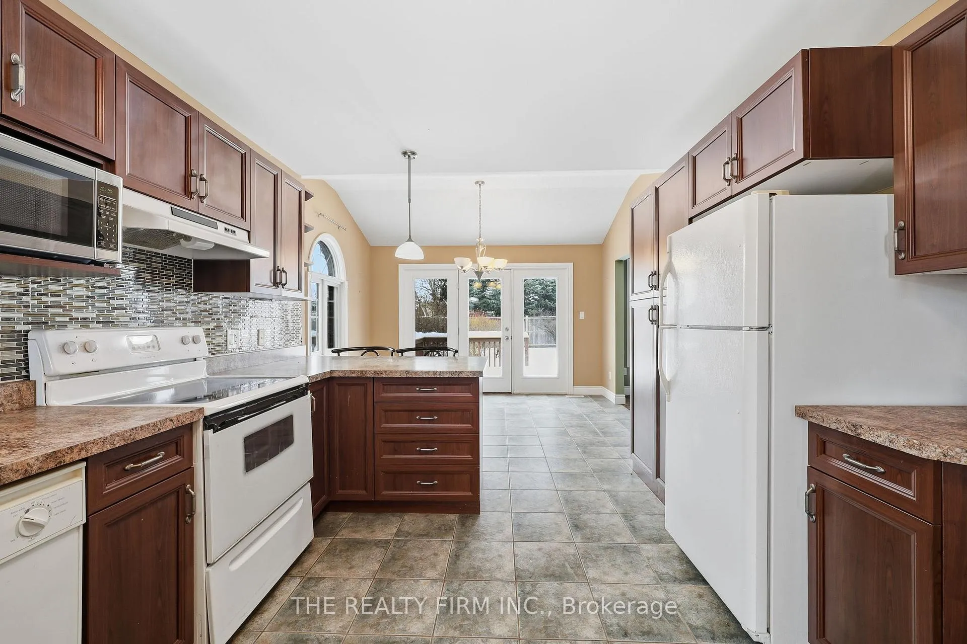 Photo 16 of 21 Kantor Court, St. Thomas — HOMEH