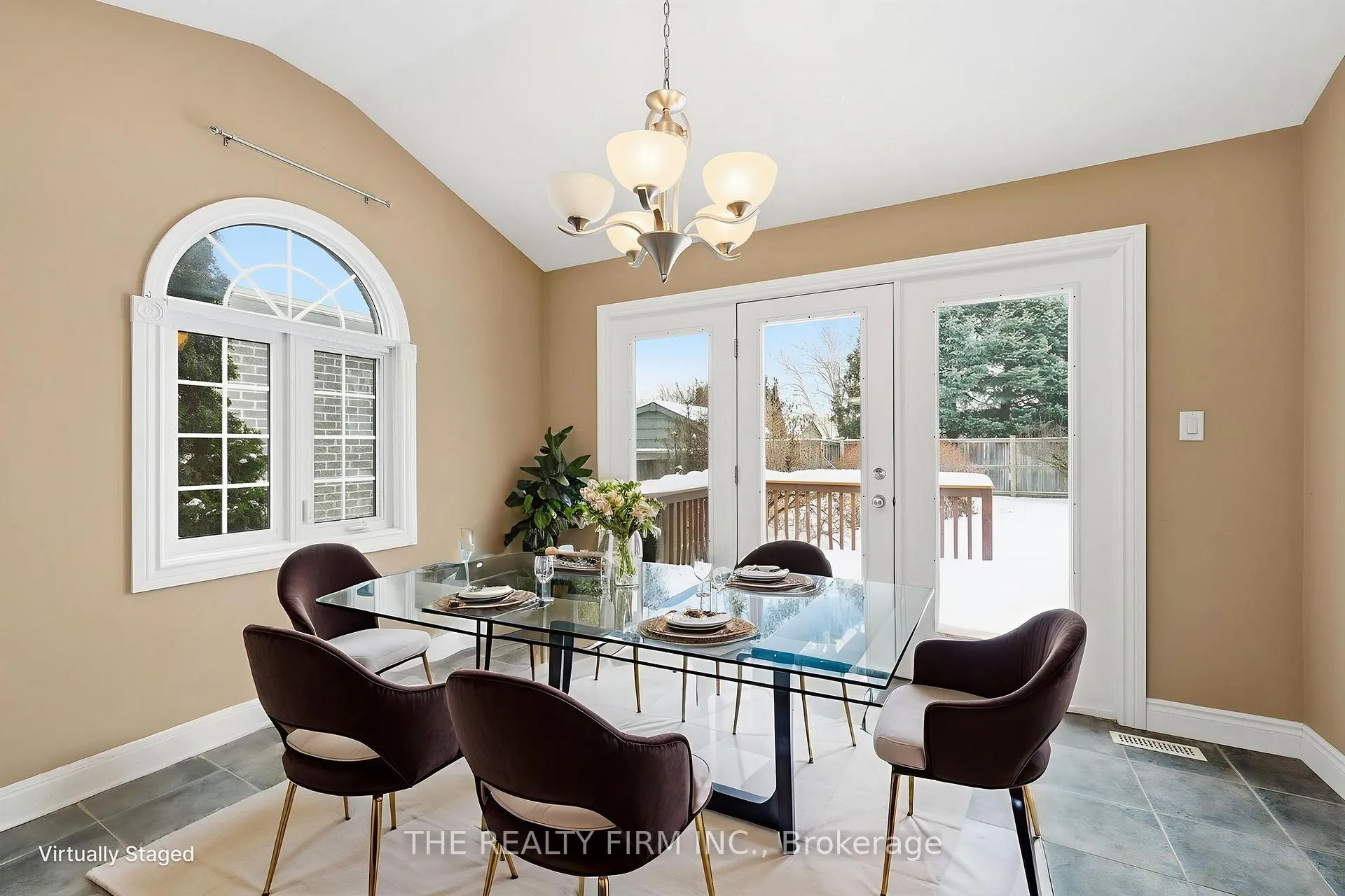 Photo 18 of 21 Kantor Court, St. Thomas — HOMEH