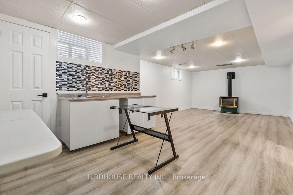Photo 25 of 815 Kimberly Drive, Selwyn — HOMEH