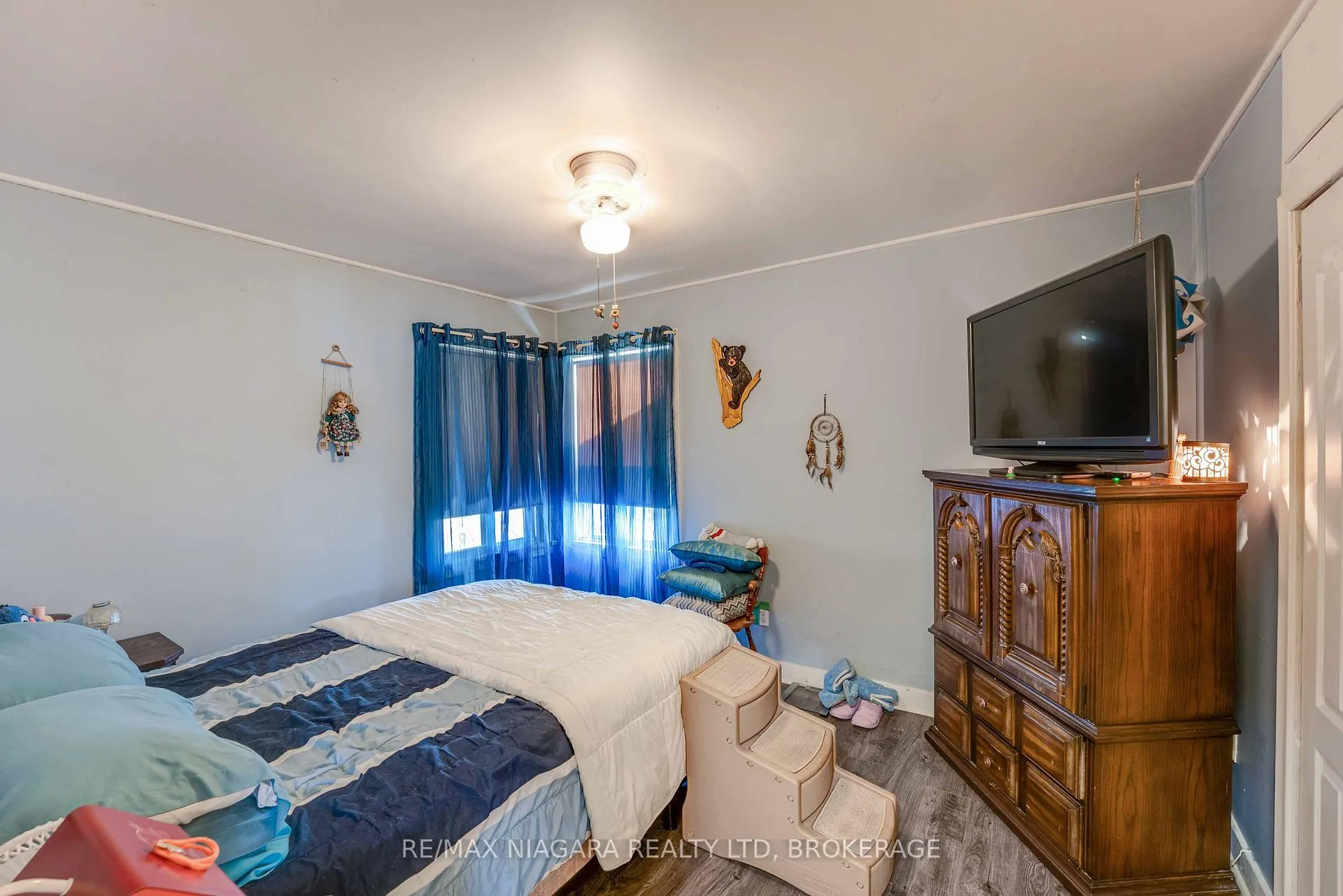 Photo 13 of 50 Haig Street, St. Catharines, Haig — HOMEH