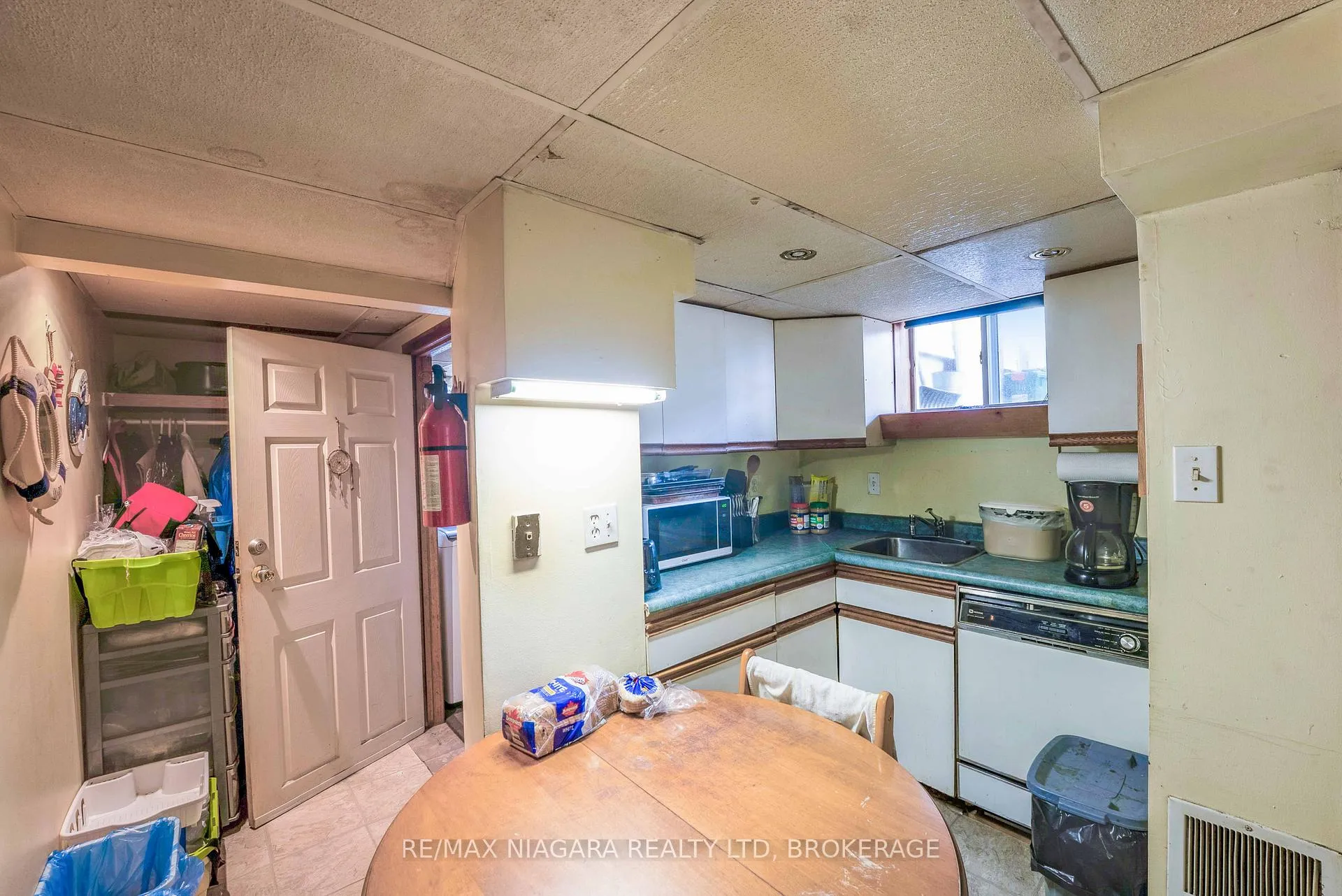 Photo 26 of 50 Haig Street, St. Catharines, Haig — HOMEH