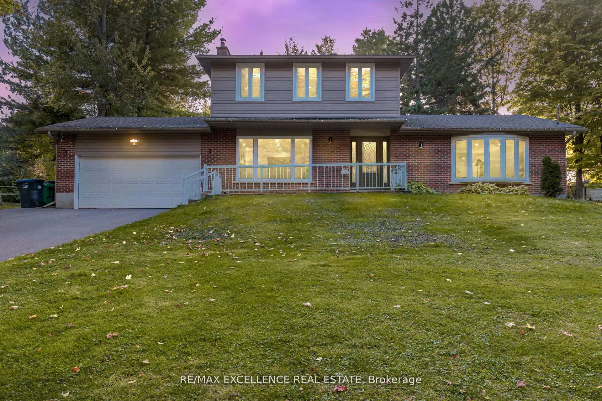 Front of 16556 Innis Lake Road