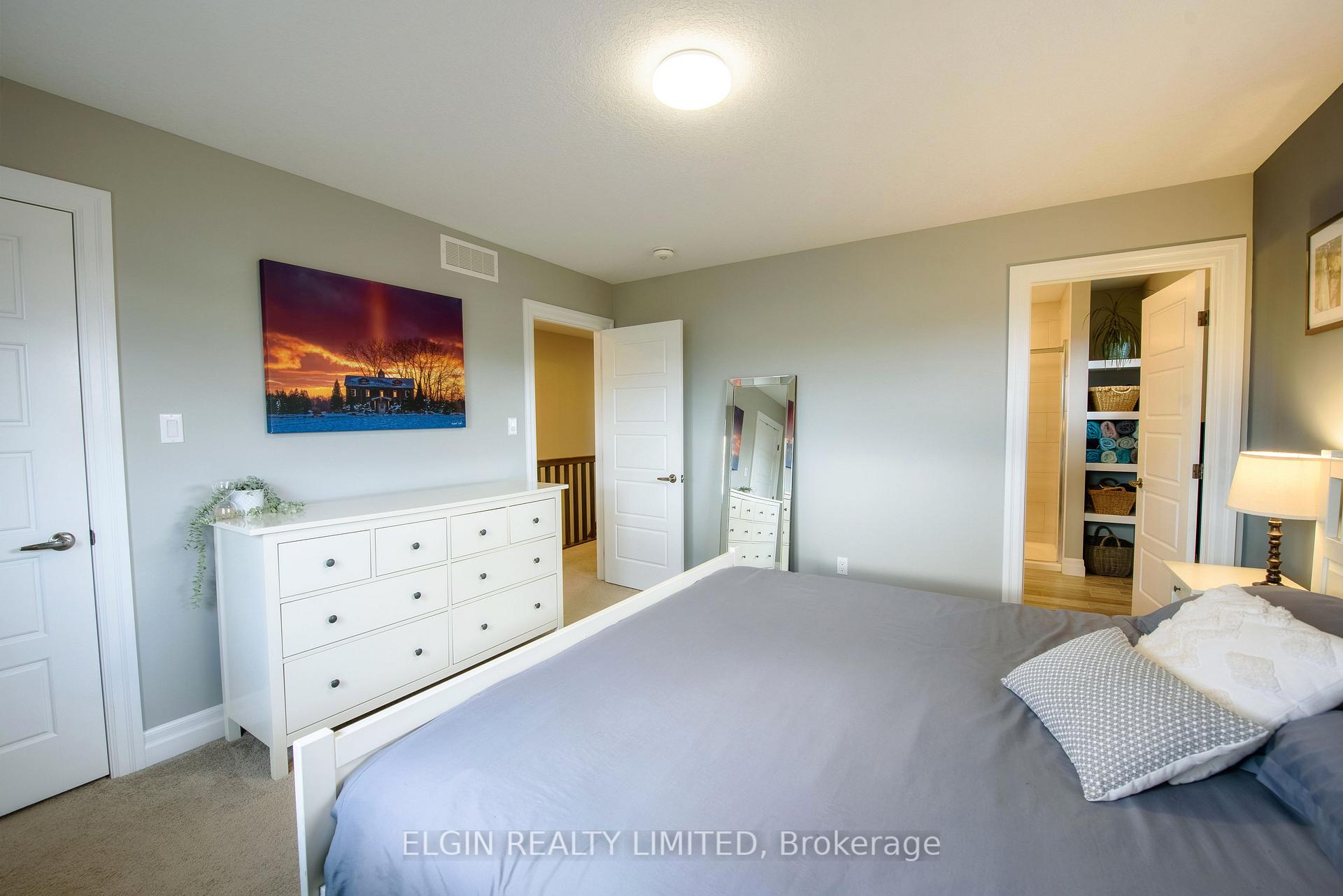 Photo 12 of 8 Auburn Drive, St. Thomas — HOMEH