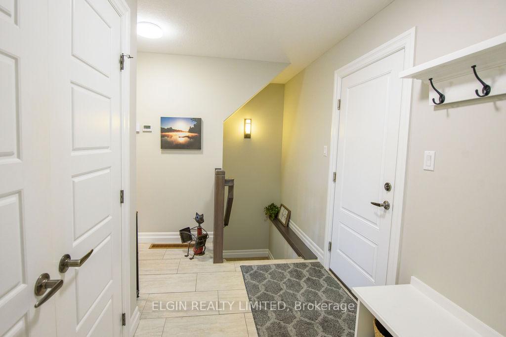 Photo 21 of 8 Auburn Drive, St. Thomas — HOMEH