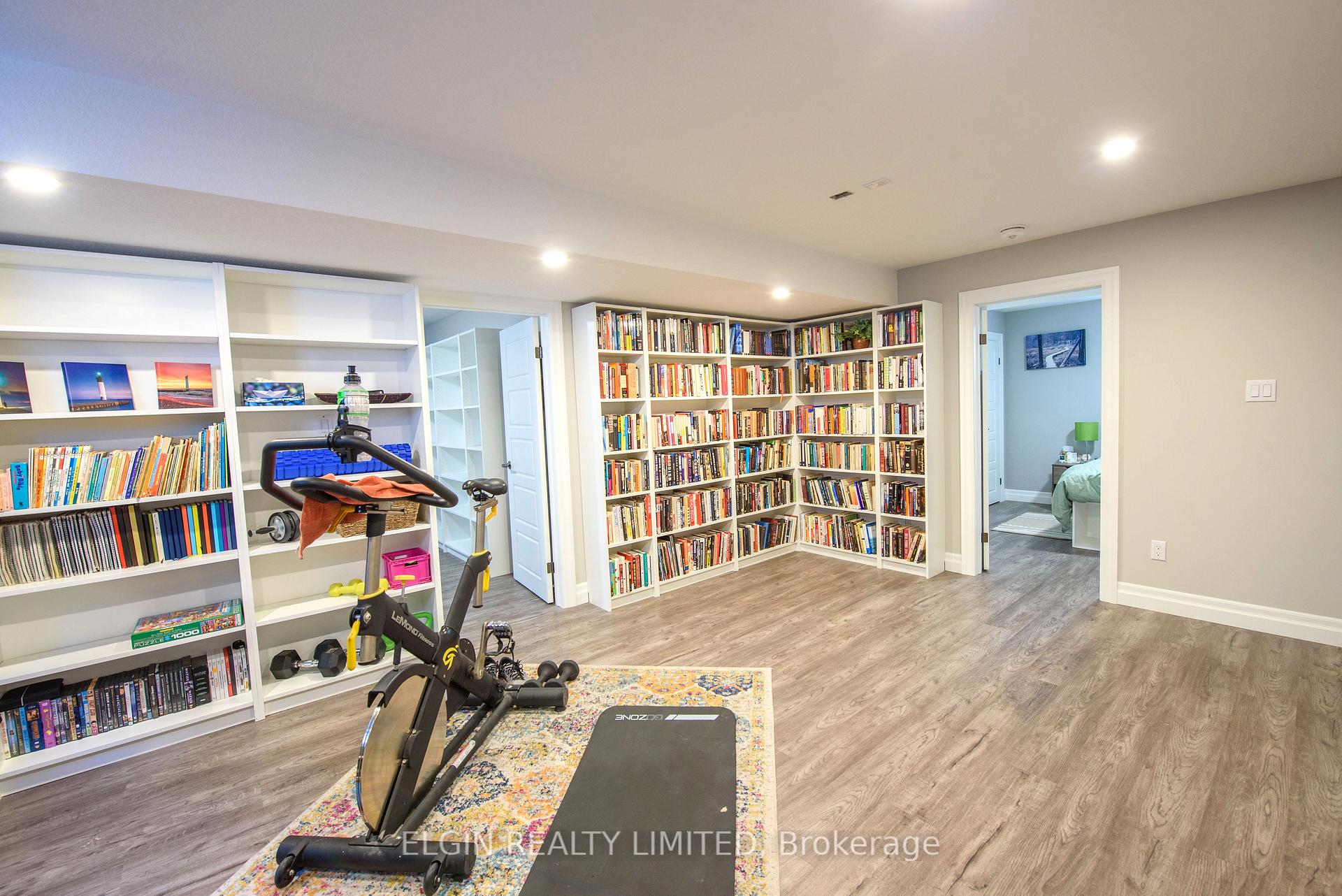 Photo 23 of 8 Auburn Drive, St. Thomas — HOMEH