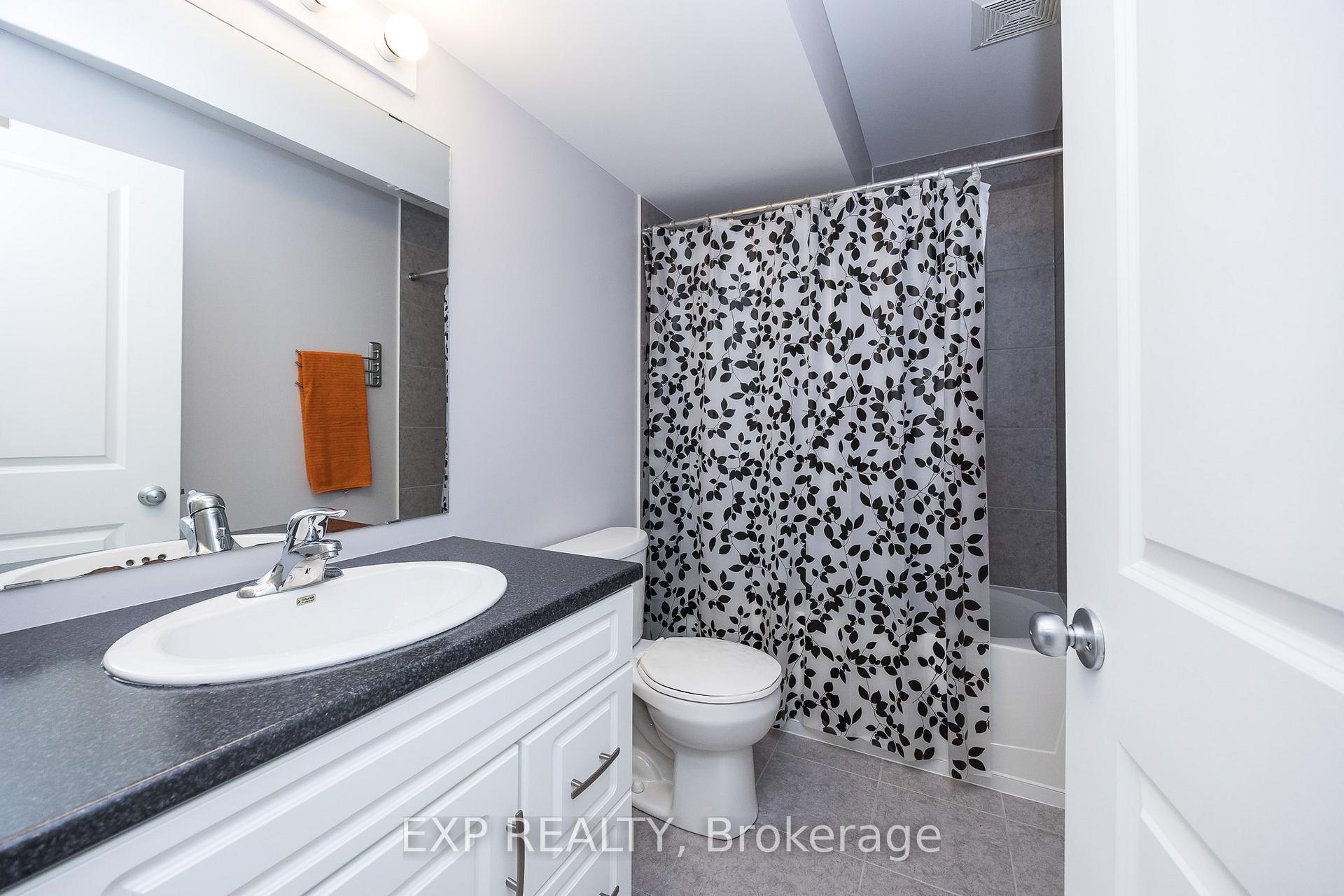 Photo 29 of 31 Gertie Street, Ottawa, Richmond — HOMEH