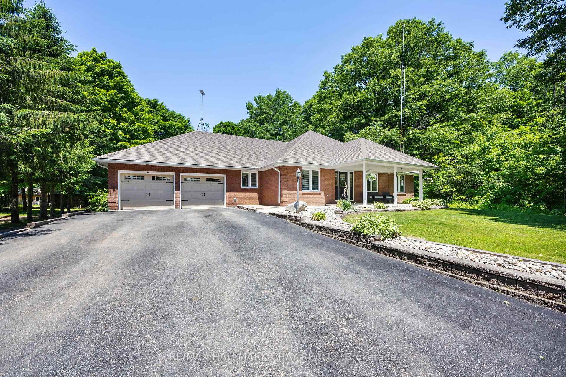Photo 1 of 1256 Rainbow Valley Road W, Springwater, Rural Springwater — HOMEH