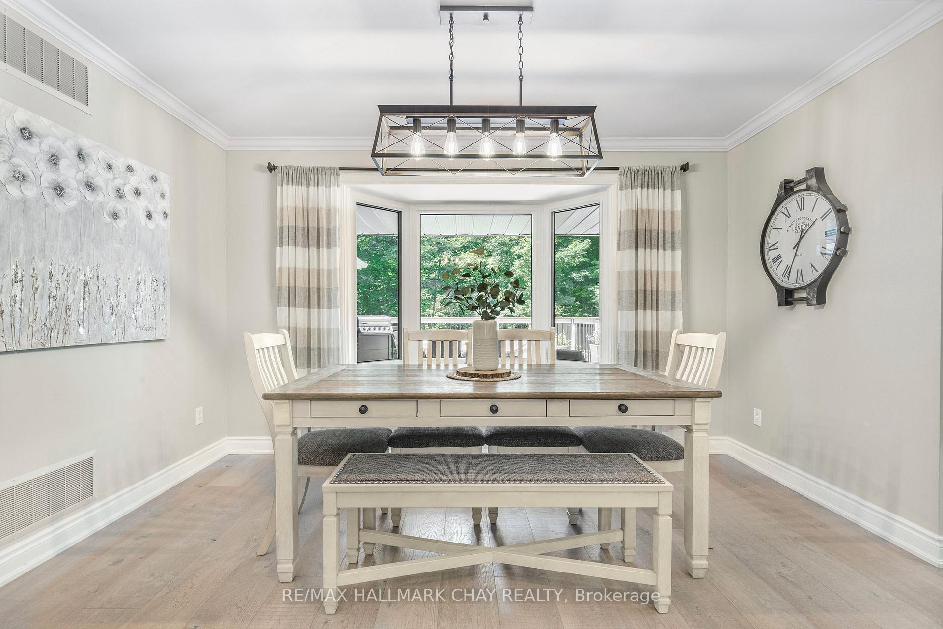 Photo 6 of 1256 Rainbow Valley Road W, Springwater, Rural Springwater — HOMEH