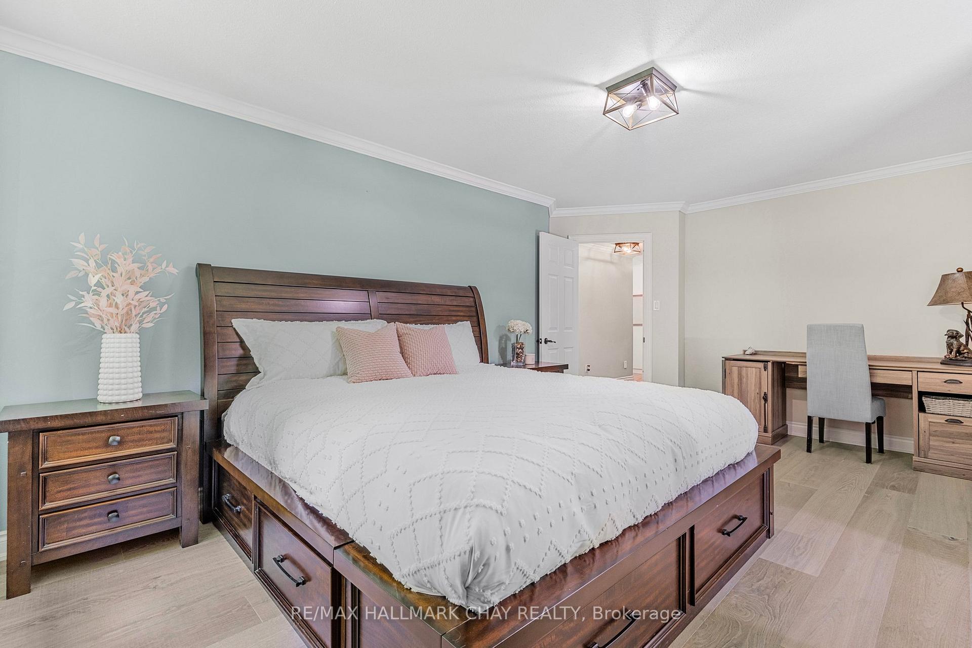 Photo 17 of 1256 Rainbow Valley Road W, Springwater, Rural Springwater — HOMEH