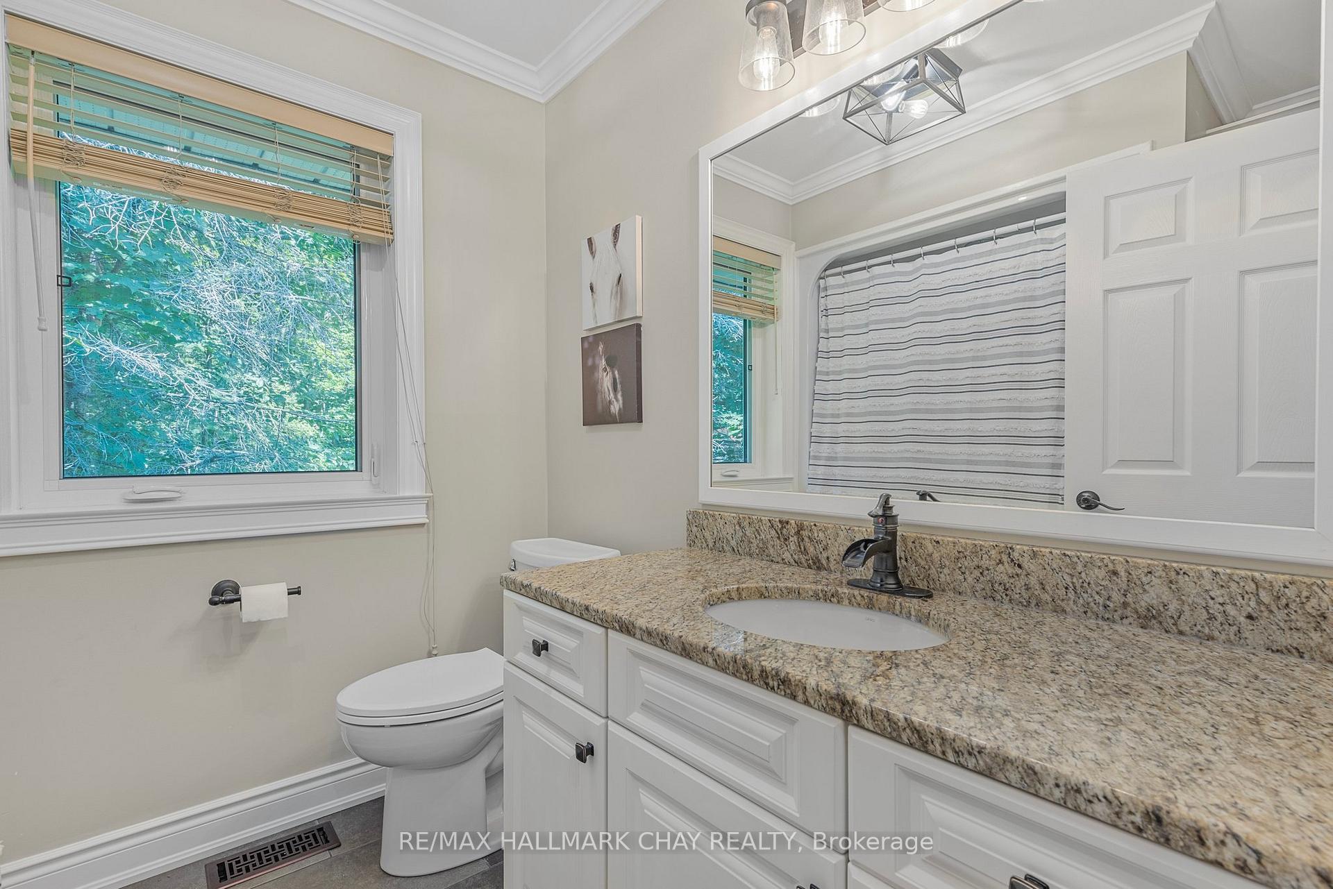 Photo 24 of 1256 Rainbow Valley Road W, Springwater, Rural Springwater — HOMEH