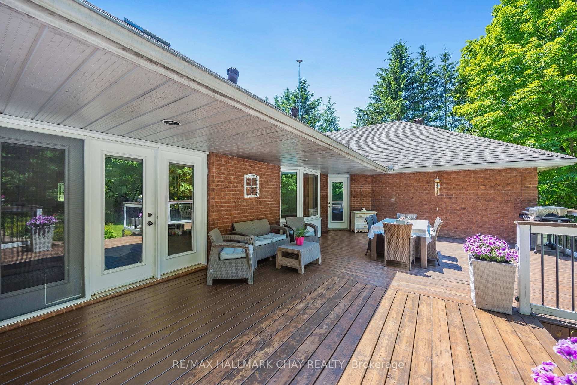 Photo 30 of 1256 Rainbow Valley Road W, Springwater, Rural Springwater — HOMEH