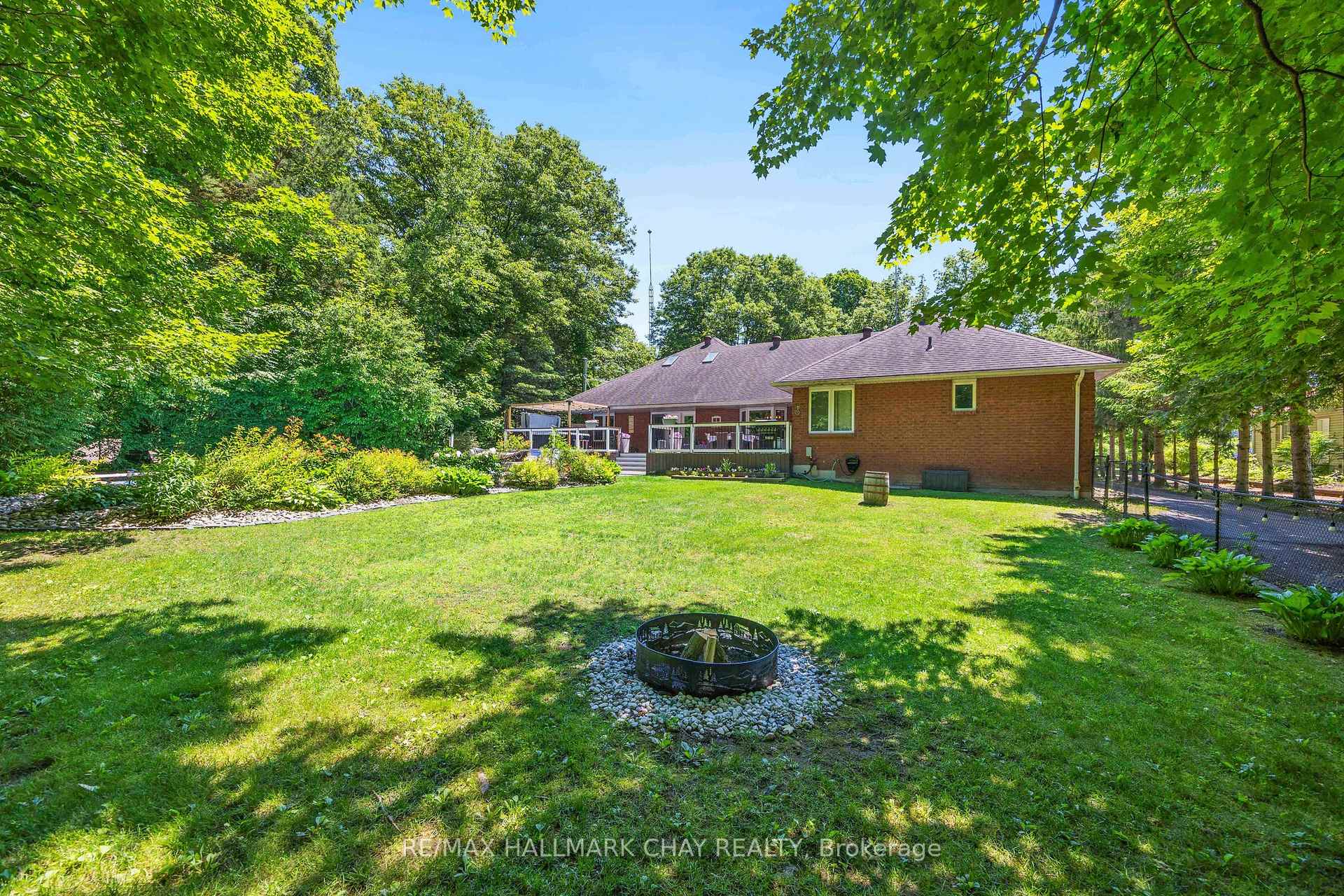 Photo 34 of 1256 Rainbow Valley Road W, Springwater, Rural Springwater — HOMEH