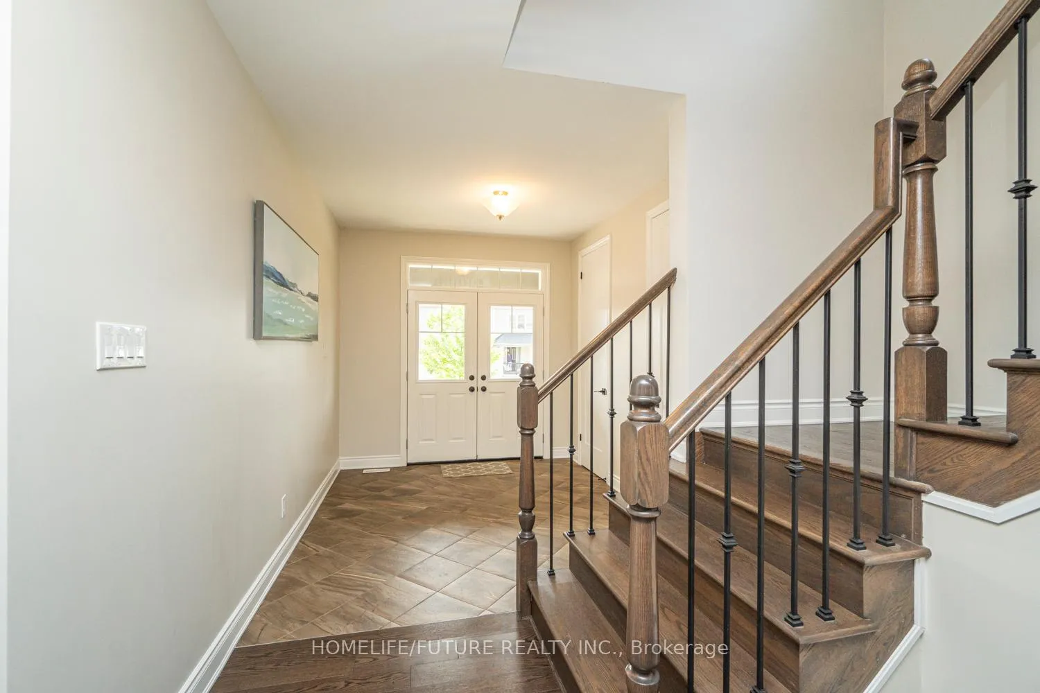 Photo 2 of 623 Parade Drive, Ottawa, Stittsville (South) — HOMEH