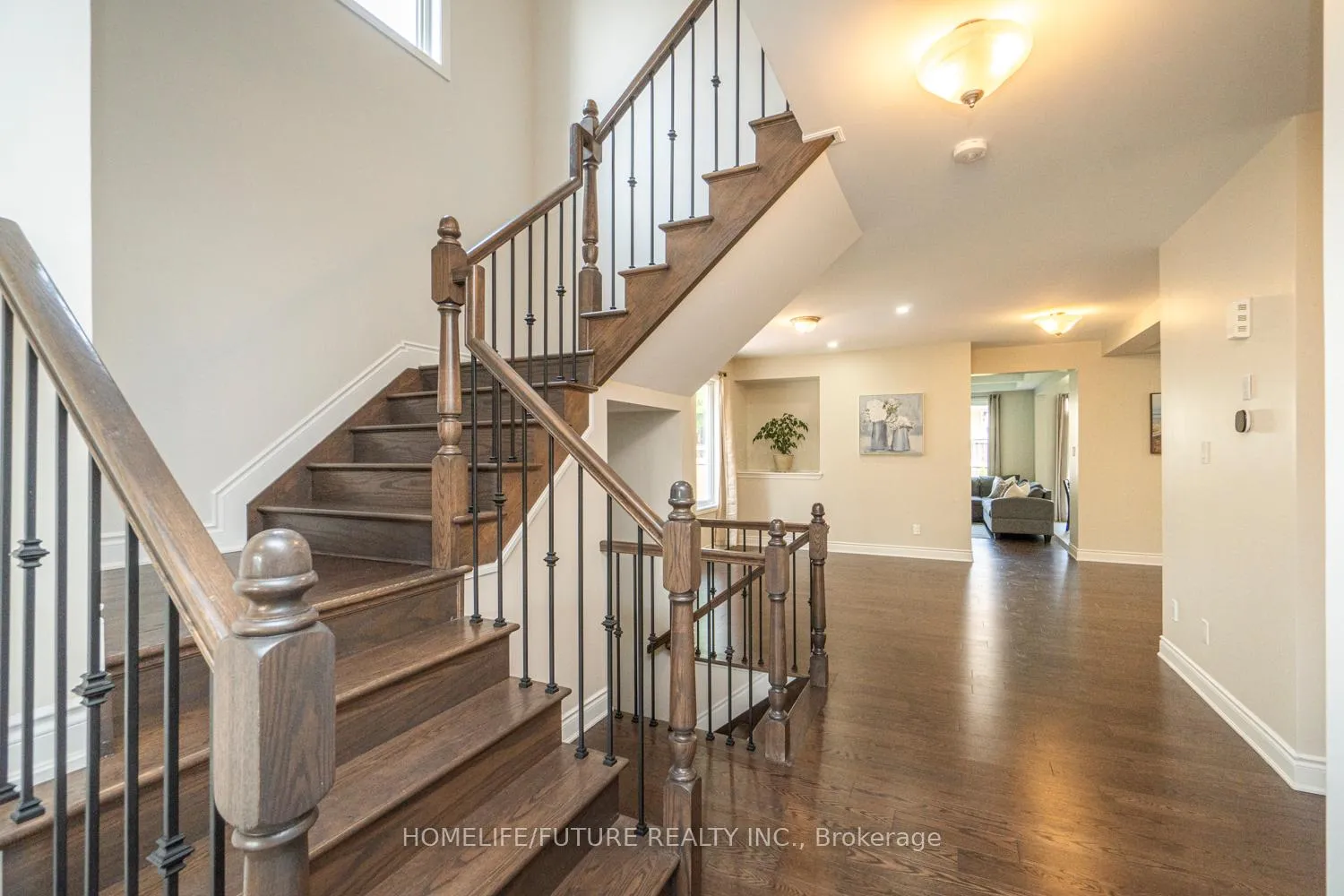Photo 4 of 623 Parade Drive, Ottawa, Stittsville (South) — HOMEH