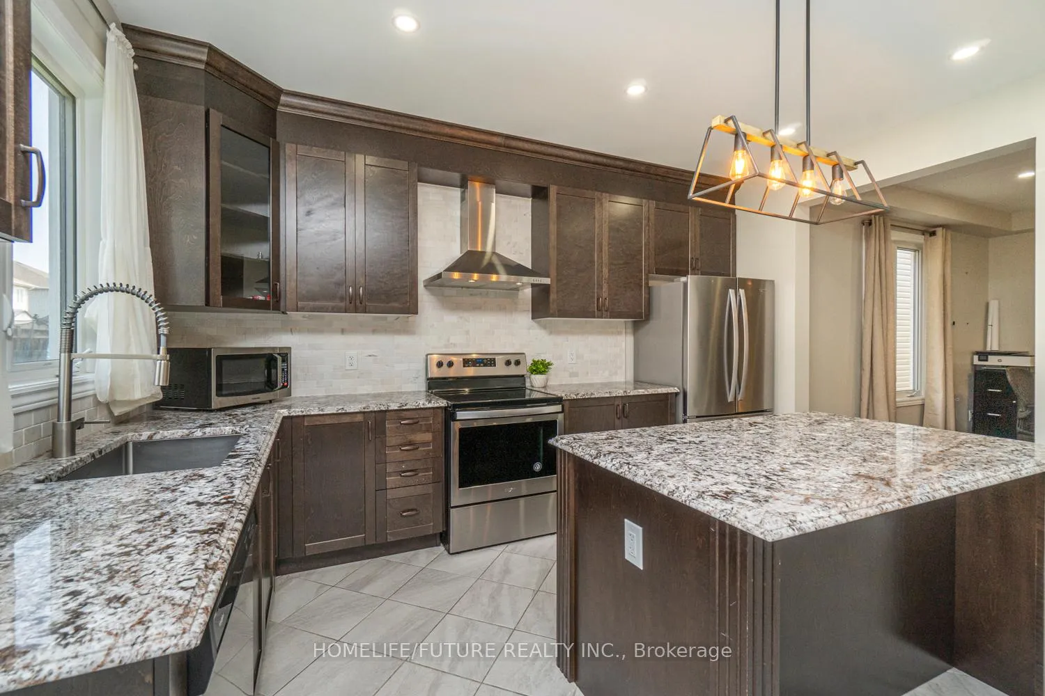 Photo 16 of 623 Parade Drive, Ottawa, Stittsville (South) — HOMEH