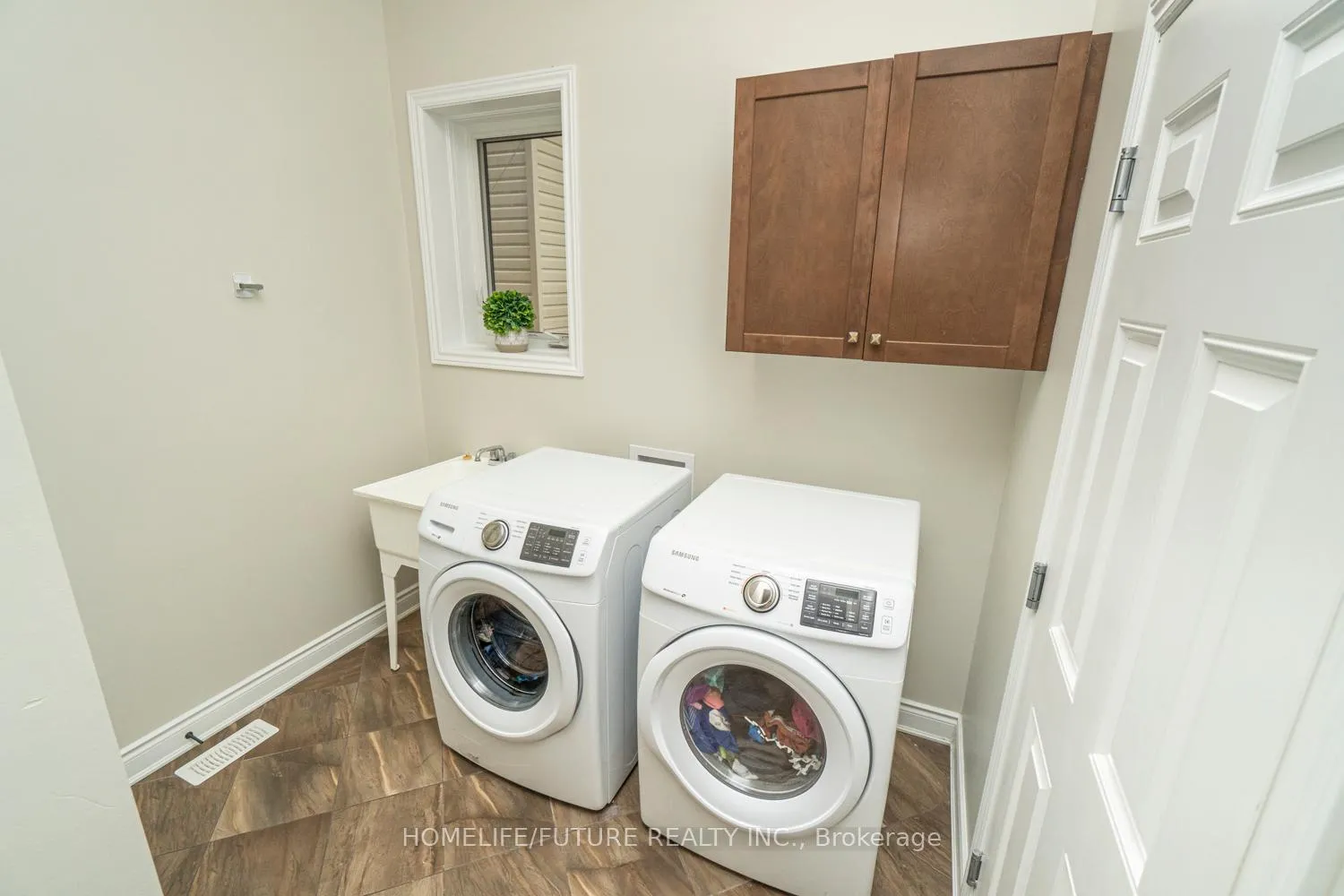 Photo 18 of 623 Parade Drive, Ottawa, Stittsville (South) — HOMEH