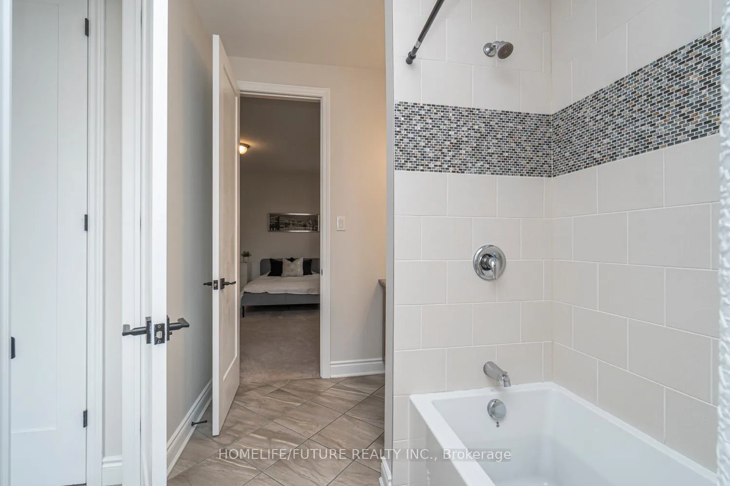 Photo 21 of 623 Parade Drive, Ottawa, Stittsville (South) — HOMEH
