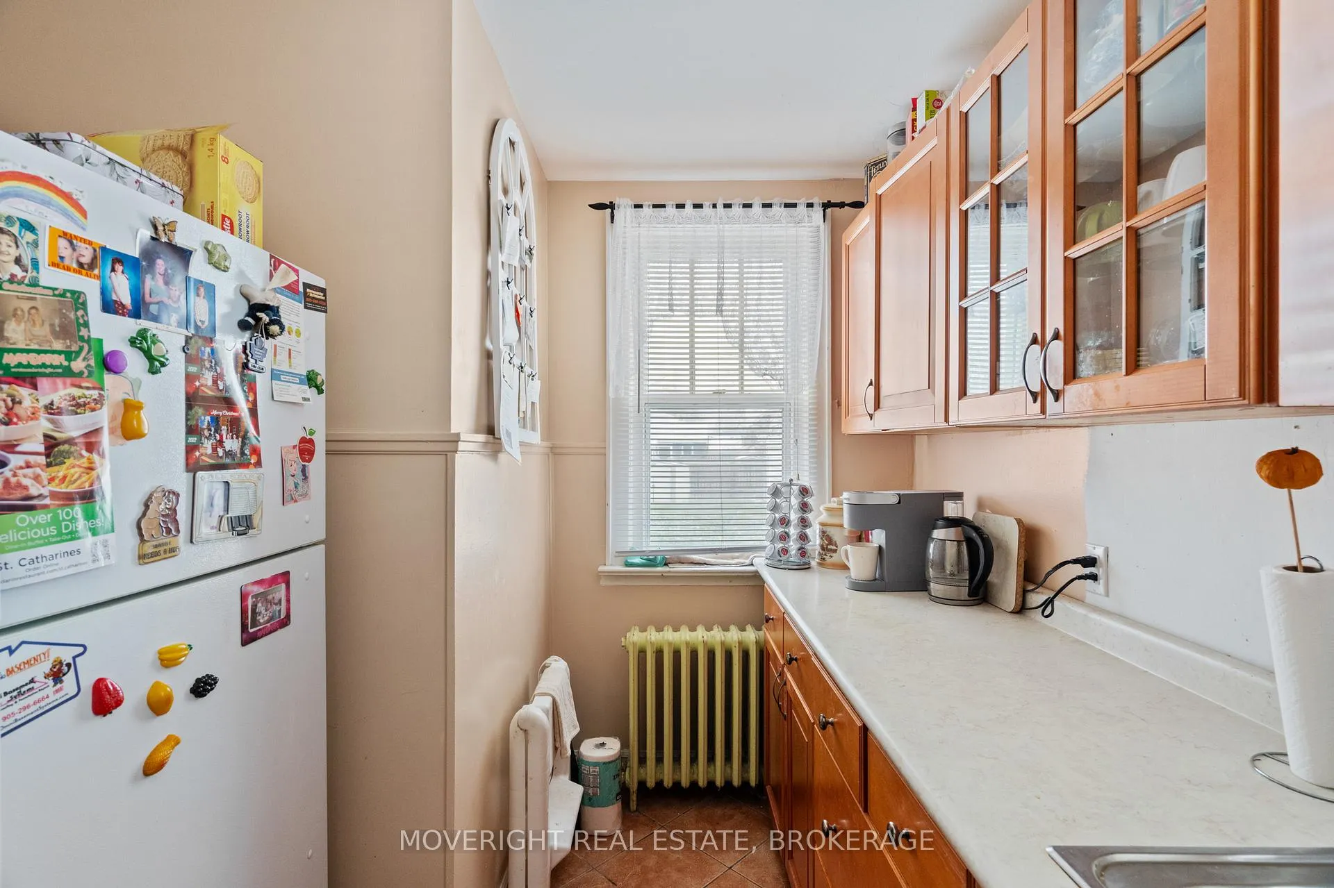 Photo 23 of 45 Bloomfield Avenue, St. Catharines, Secord Woods — HOMEH