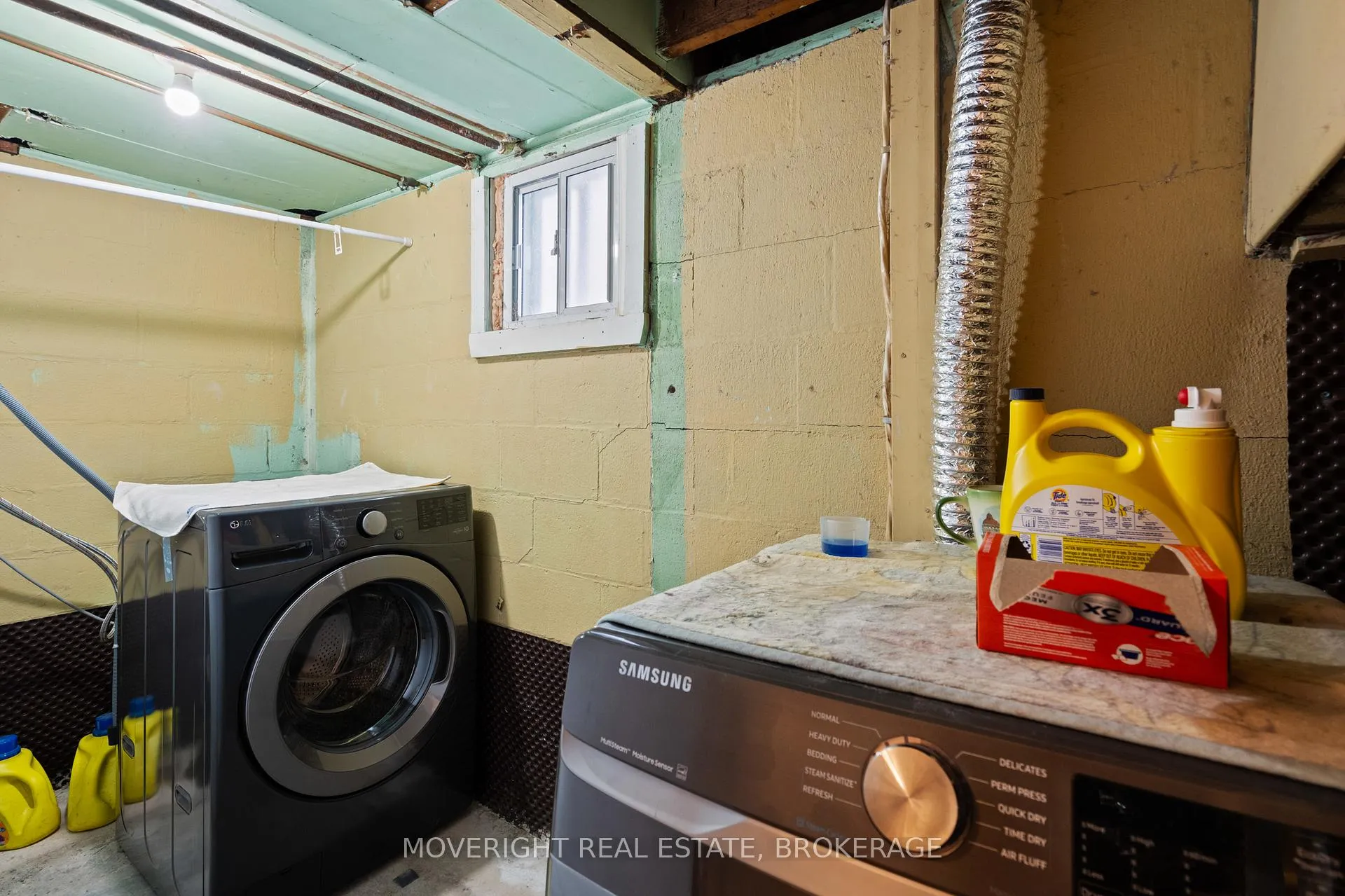 Photo 42 of 45 Bloomfield Avenue, St. Catharines, Secord Woods — HOMEH