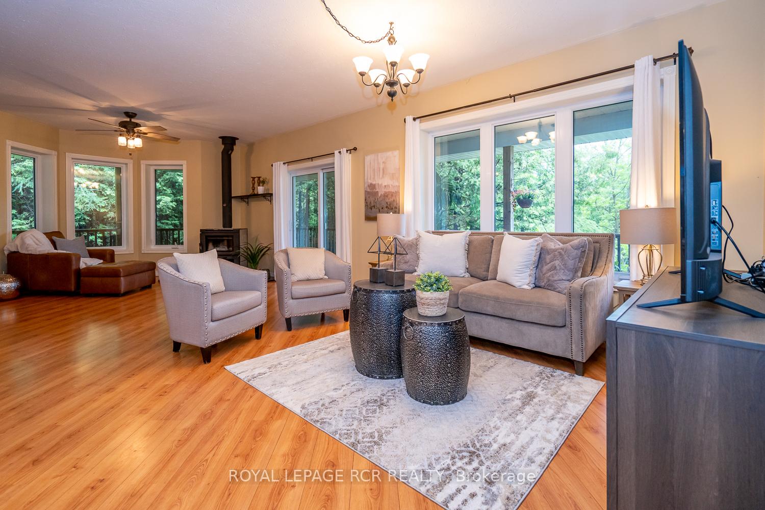 Photo 9 of 226473 Southgate 22 Road, Southgate — HOMEH