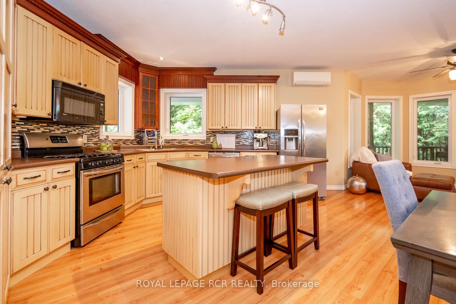 Photo 12 of 226473 Southgate 22 Road, Southgate — HOMEH