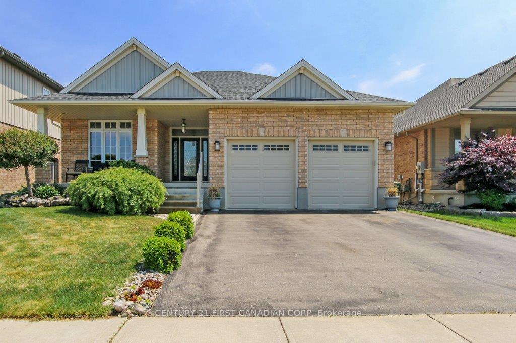 Photo 2 of 19 St.Andrews Drive, St. Thomas — HOMEH