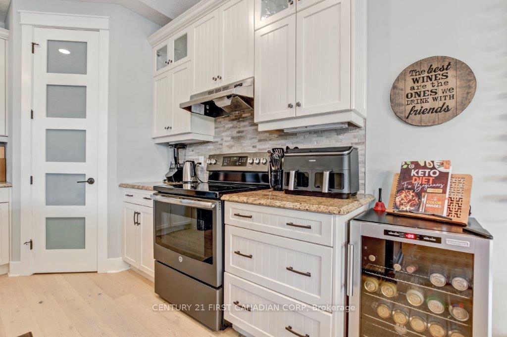 Photo 15 of 19 St.Andrews Drive, St. Thomas — HOMEH