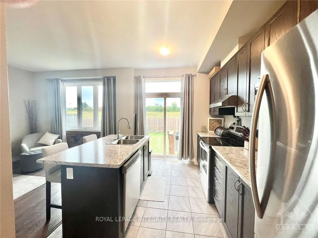 Photo 10 of 213 Bandelier Way, Ottawa, Stittsville (North) — HOMEH