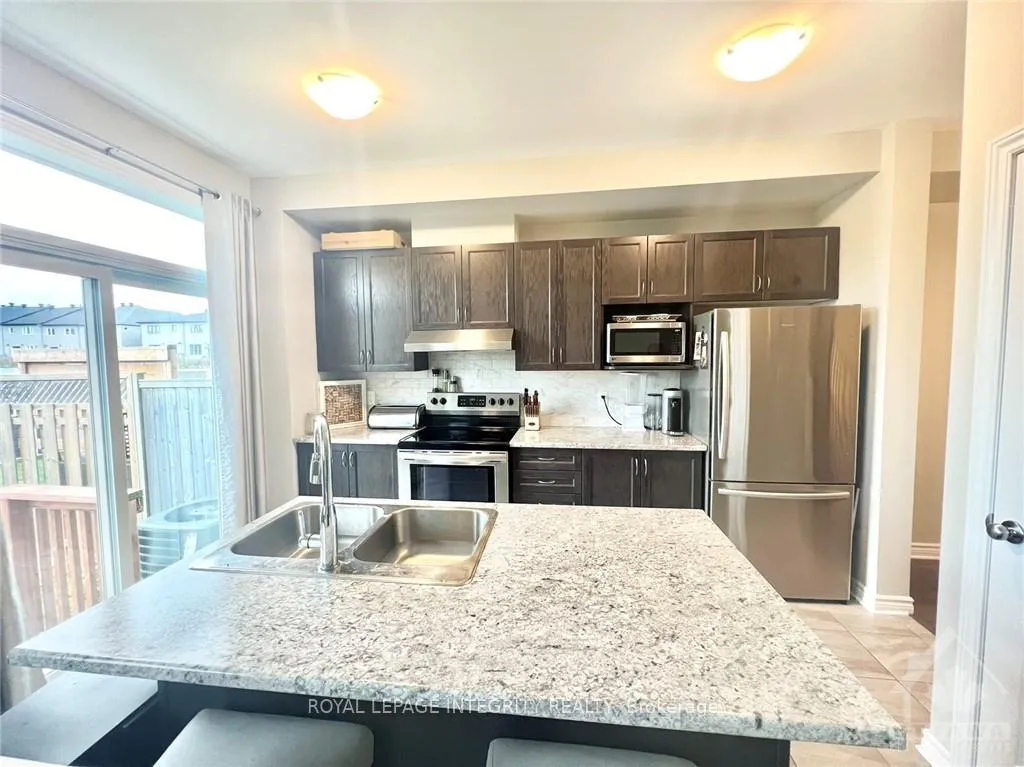 Photo 13 of 213 Bandelier Way, Ottawa, Stittsville (North) — HOMEH