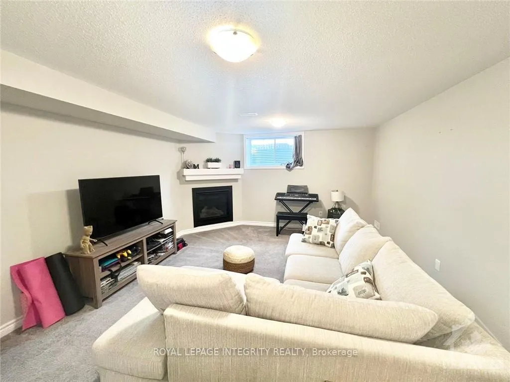 Photo 28 of 213 Bandelier Way, Ottawa, Stittsville (North) — HOMEH
