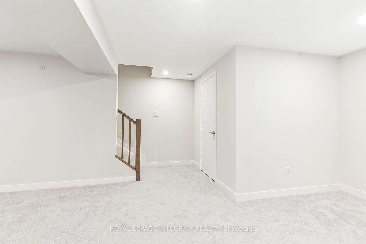 Photo 19 of 820 Bascule Place, Ottawa, Btwn Franktown Rd. & Fallowfield Rd. — HOMEH