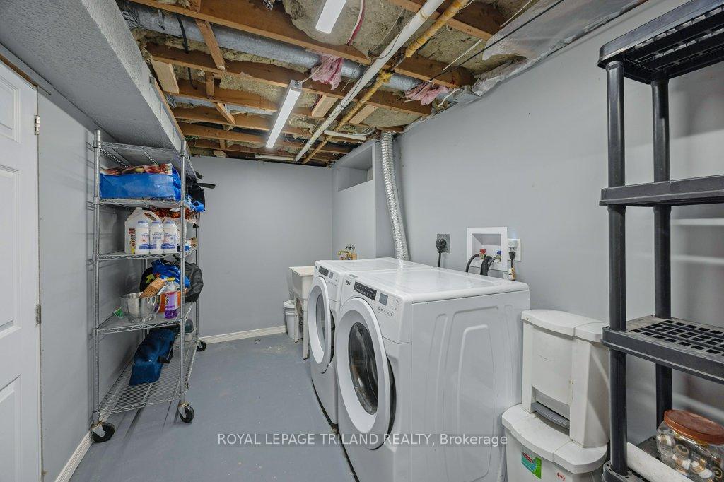 Photo 19 of 17 Vanbuskirk Drive, St. Thomas — HOMEH