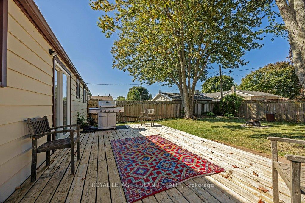 Photo 21 of 17 Vanbuskirk Drive, St. Thomas — HOMEH