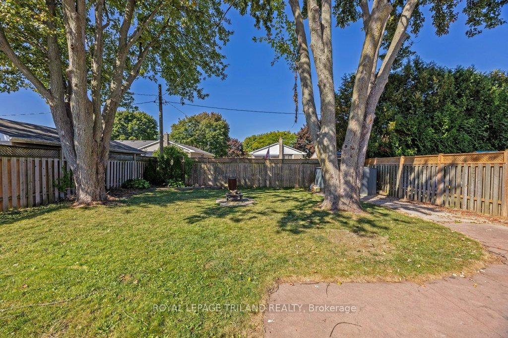Photo 23 of 17 Vanbuskirk Drive, St. Thomas — HOMEH