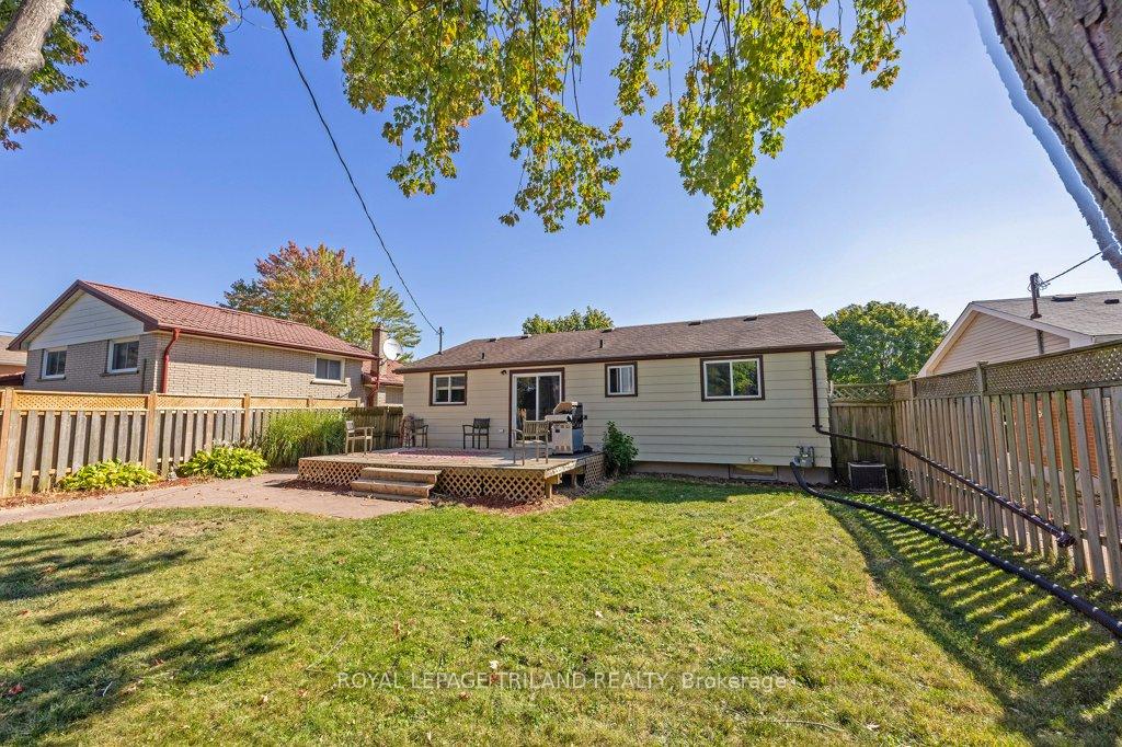 Photo 26 of 17 Vanbuskirk Drive, St. Thomas — HOMEH