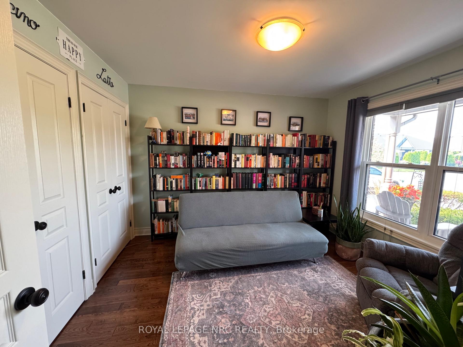 Photo 6 of 70 Parkside Drive, St. Catharines, Port Weller — HOMEH