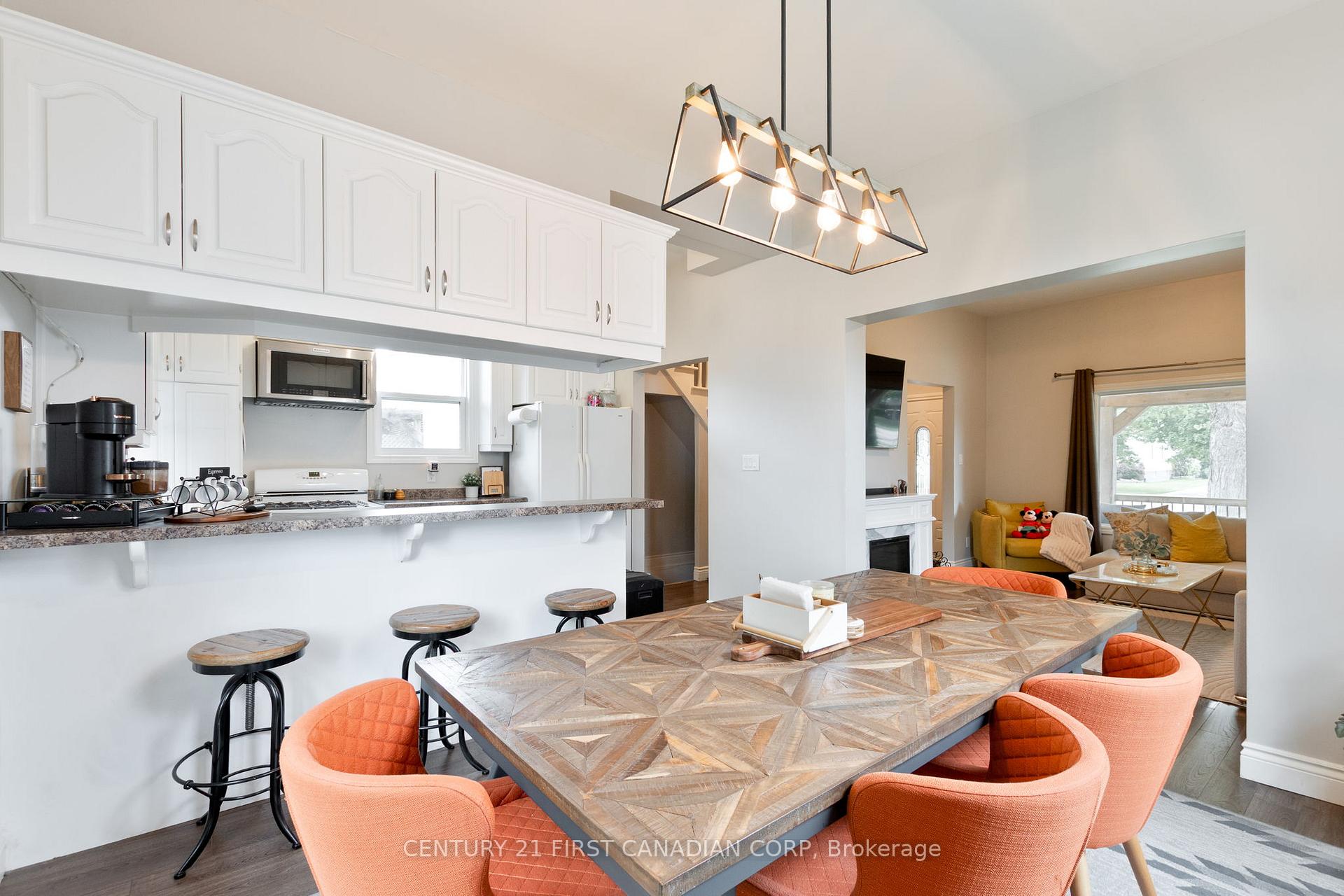 Photo 11 of 41 South Edgeware Road, St. Thomas — HOMEH