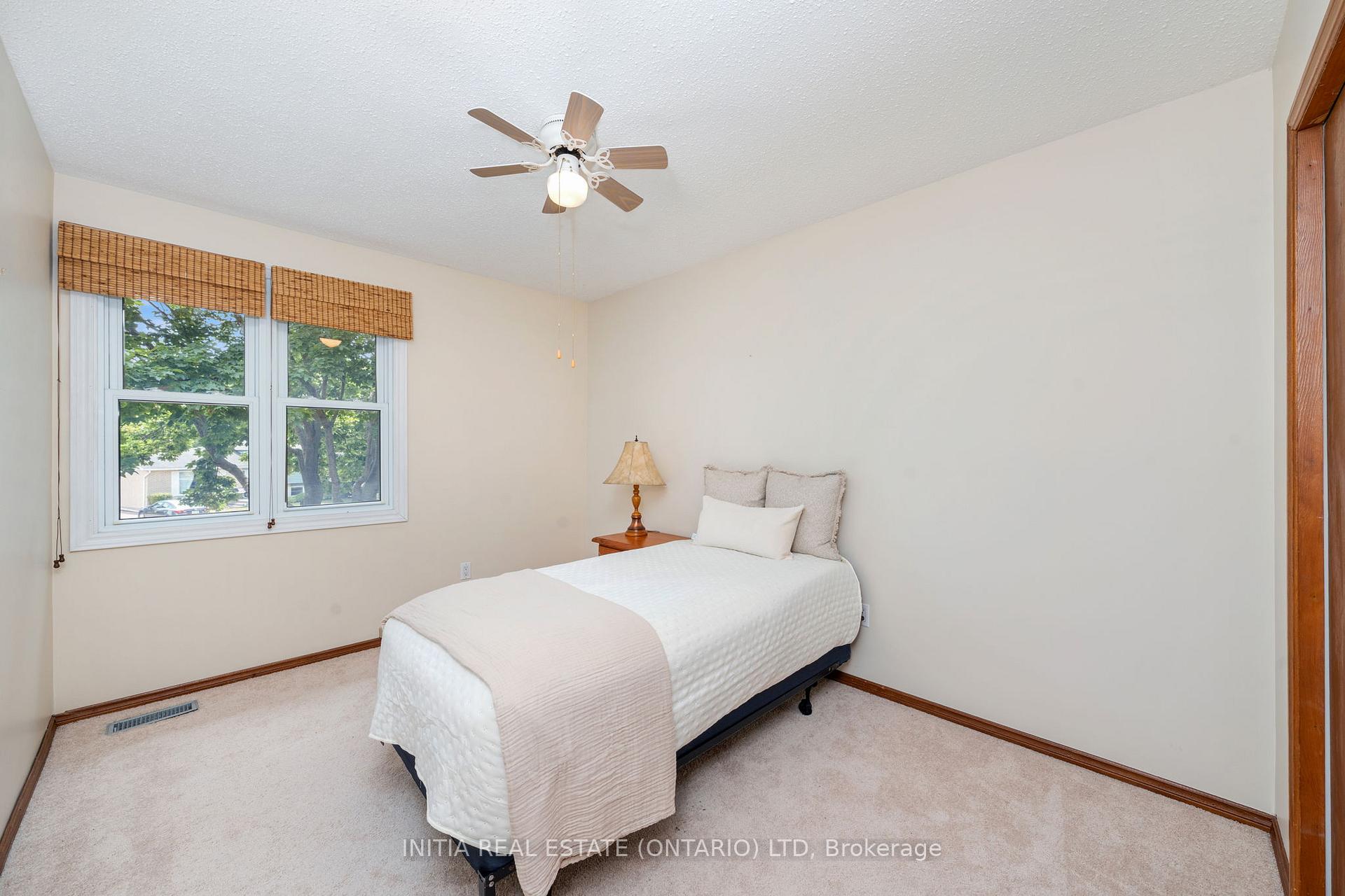 Photo 22 of 330 Willow Crescent, St. Clair — HOMEH