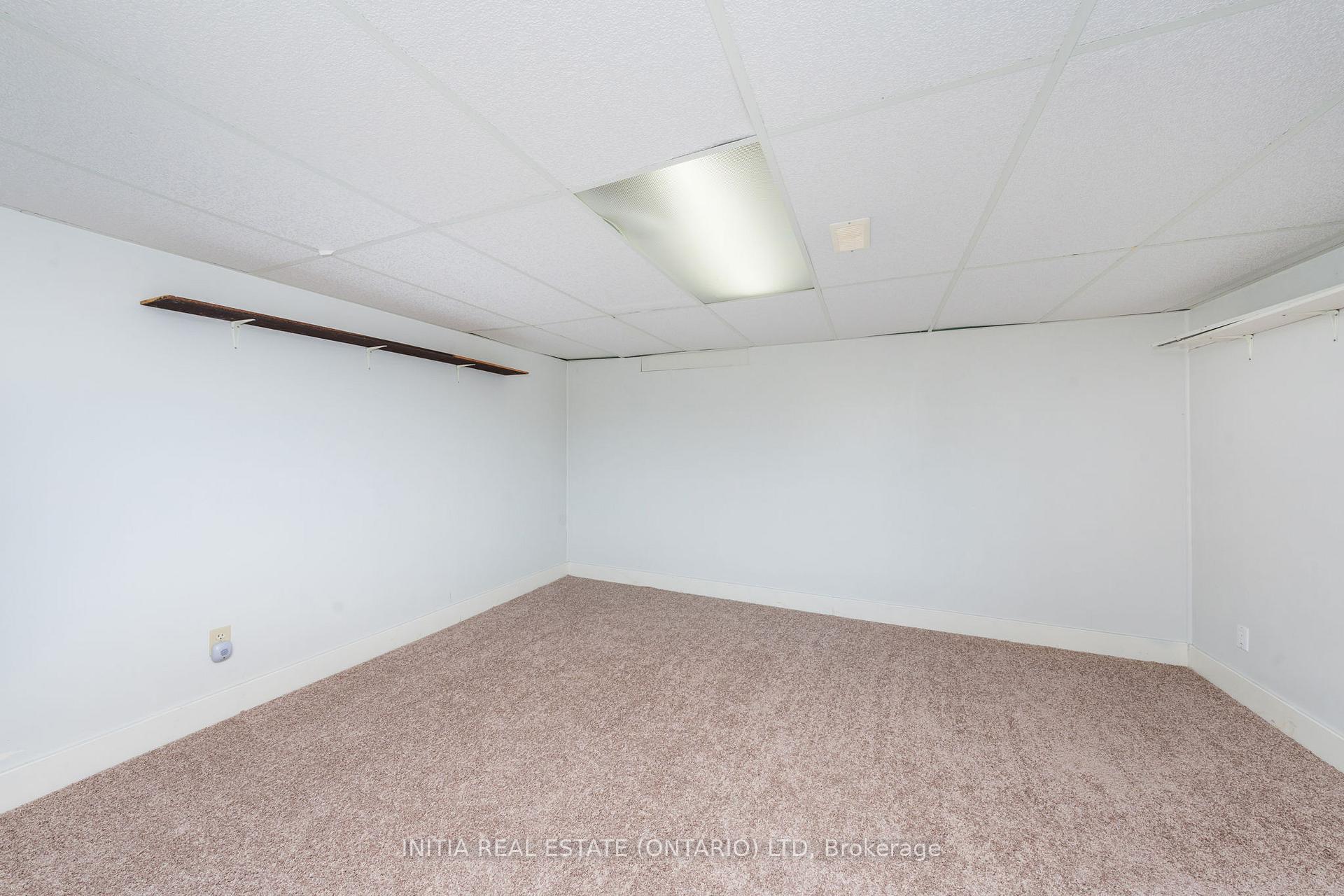 Photo 30 of 330 Willow Crescent, St. Clair — HOMEH