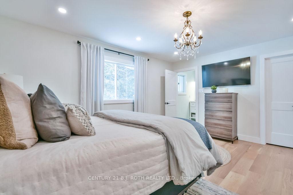 Photo 16 of 46 Holloway Lane, Springwater, Midhurst — HOMEH