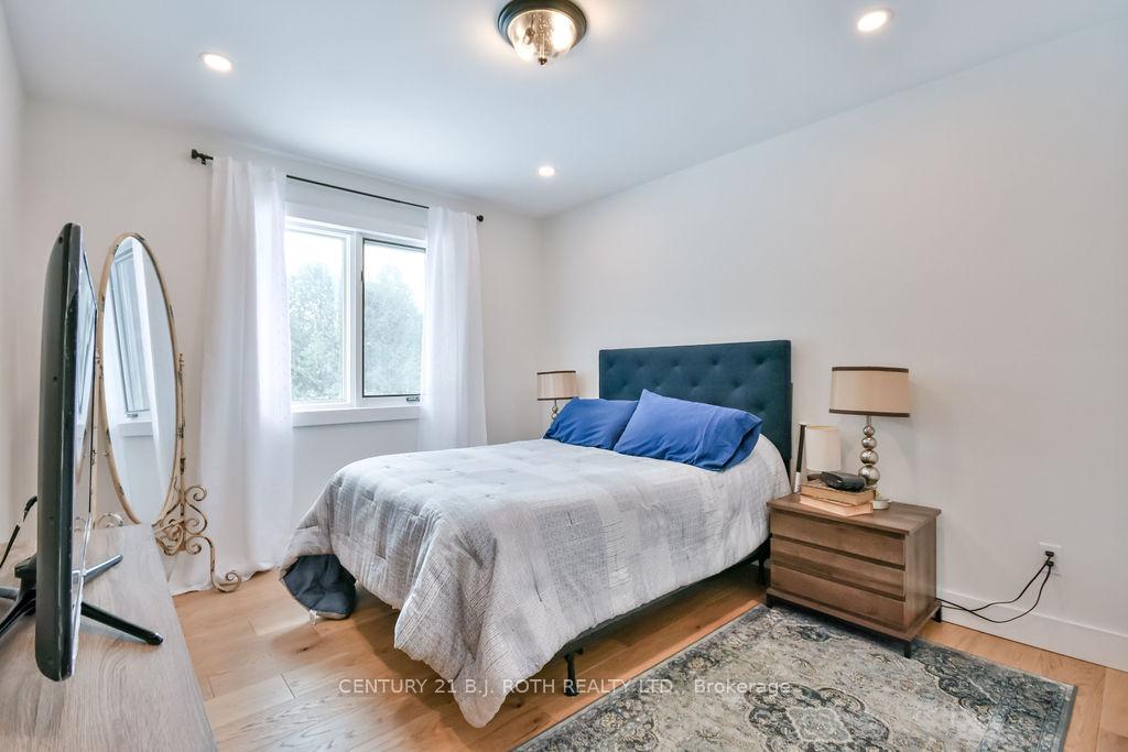 Photo 21 of 46 Holloway Lane, Springwater, Midhurst — HOMEH