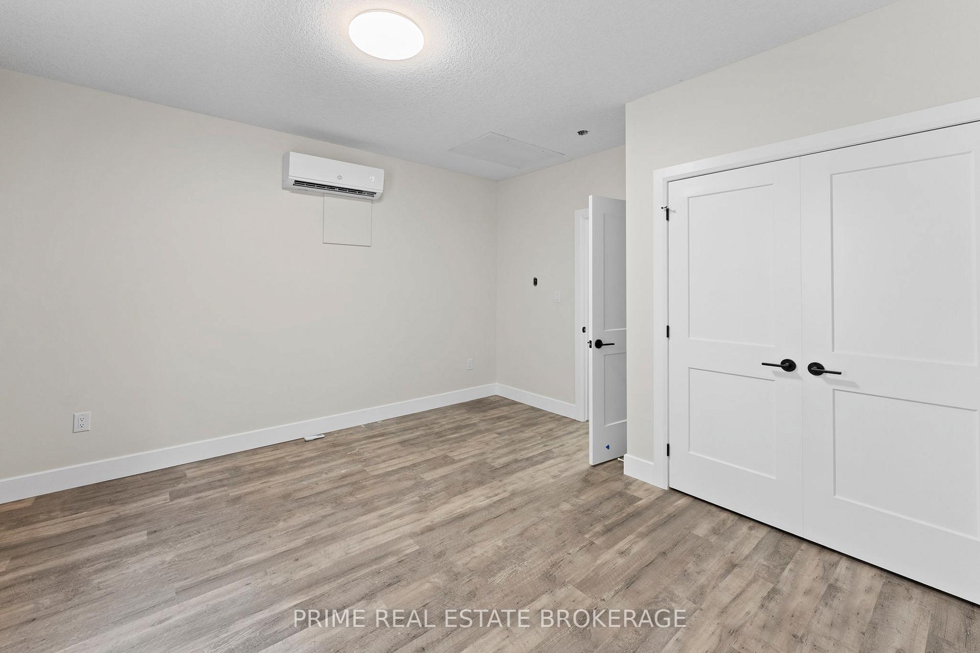 Photo 20 of Unit 5, 539 Talbot Street, St. Thomas — HOMEH