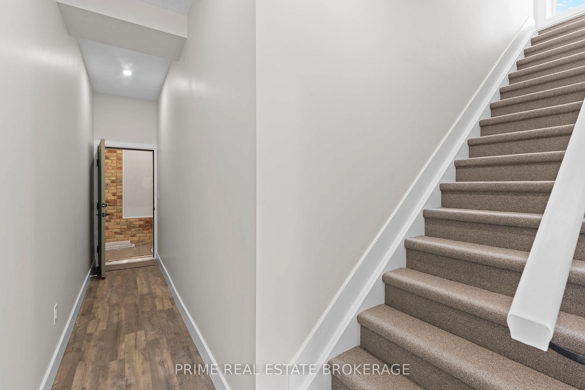 Photo 26 of Unit 5, 539 Talbot Street, St. Thomas — HOMEH
