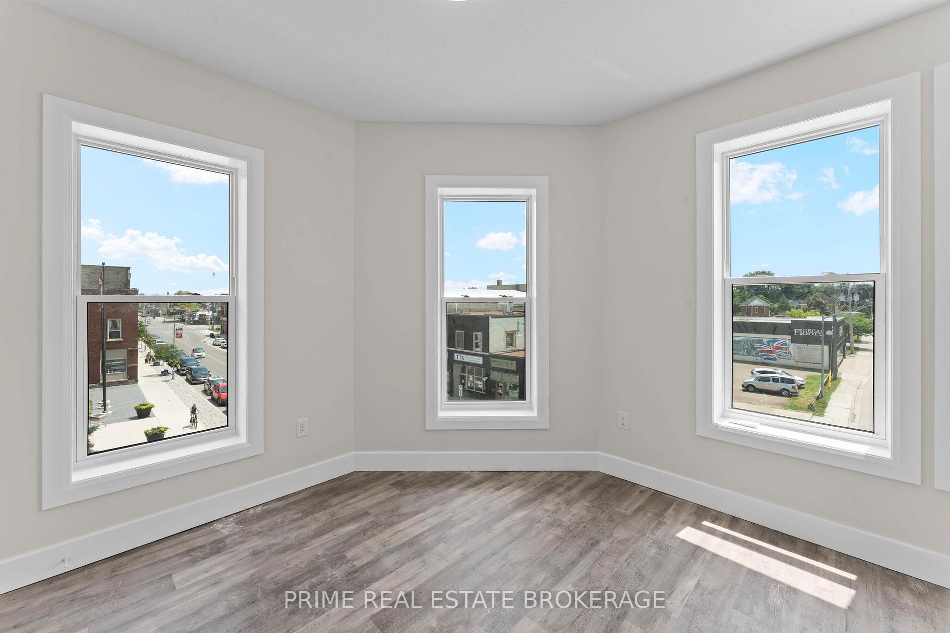 Photo 44 of Unit 5, 539 Talbot Street, St. Thomas — HOMEH