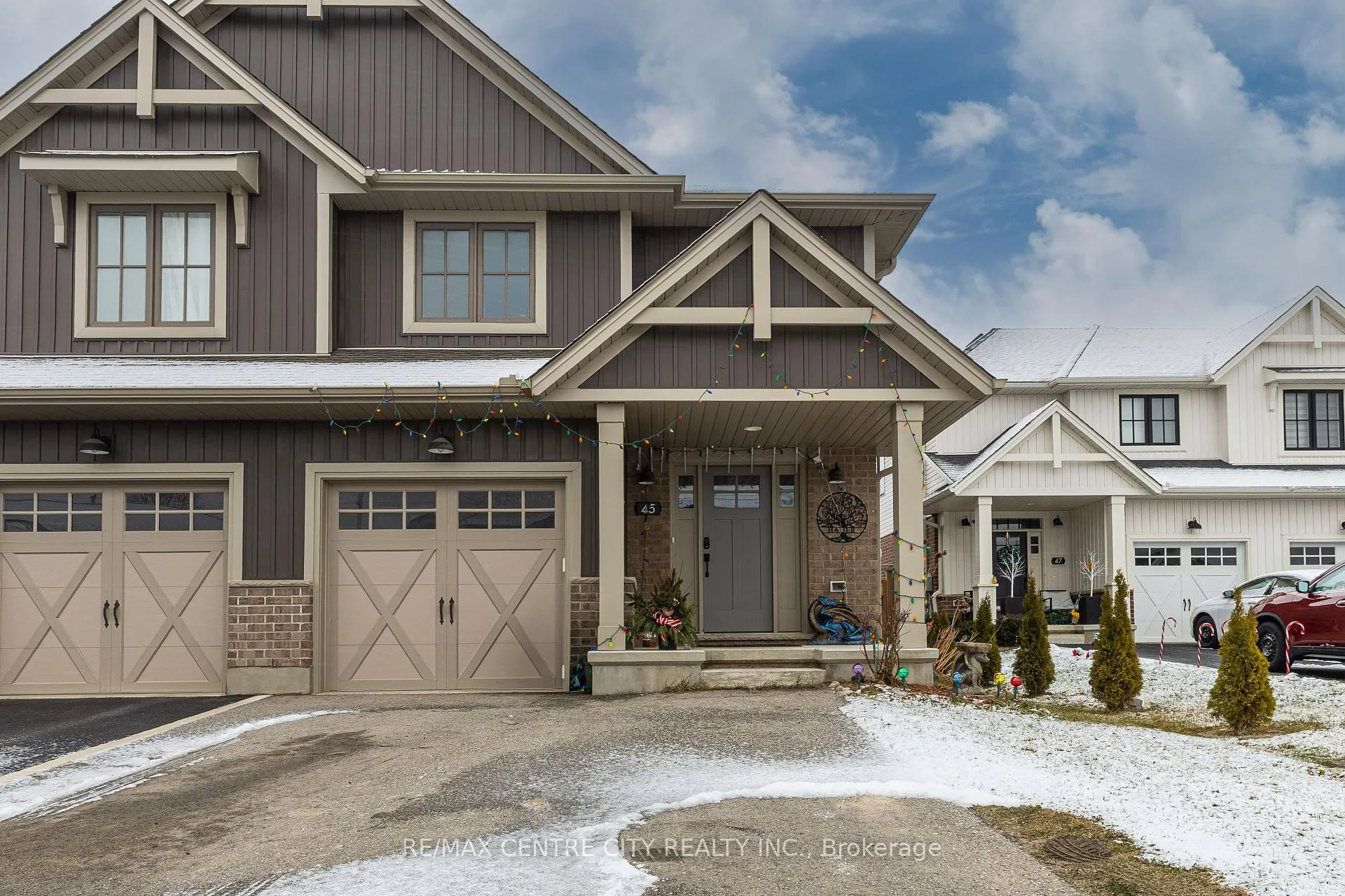 Photo 1 of 45 Charter Creek Court, St. Thomas — HOMEH