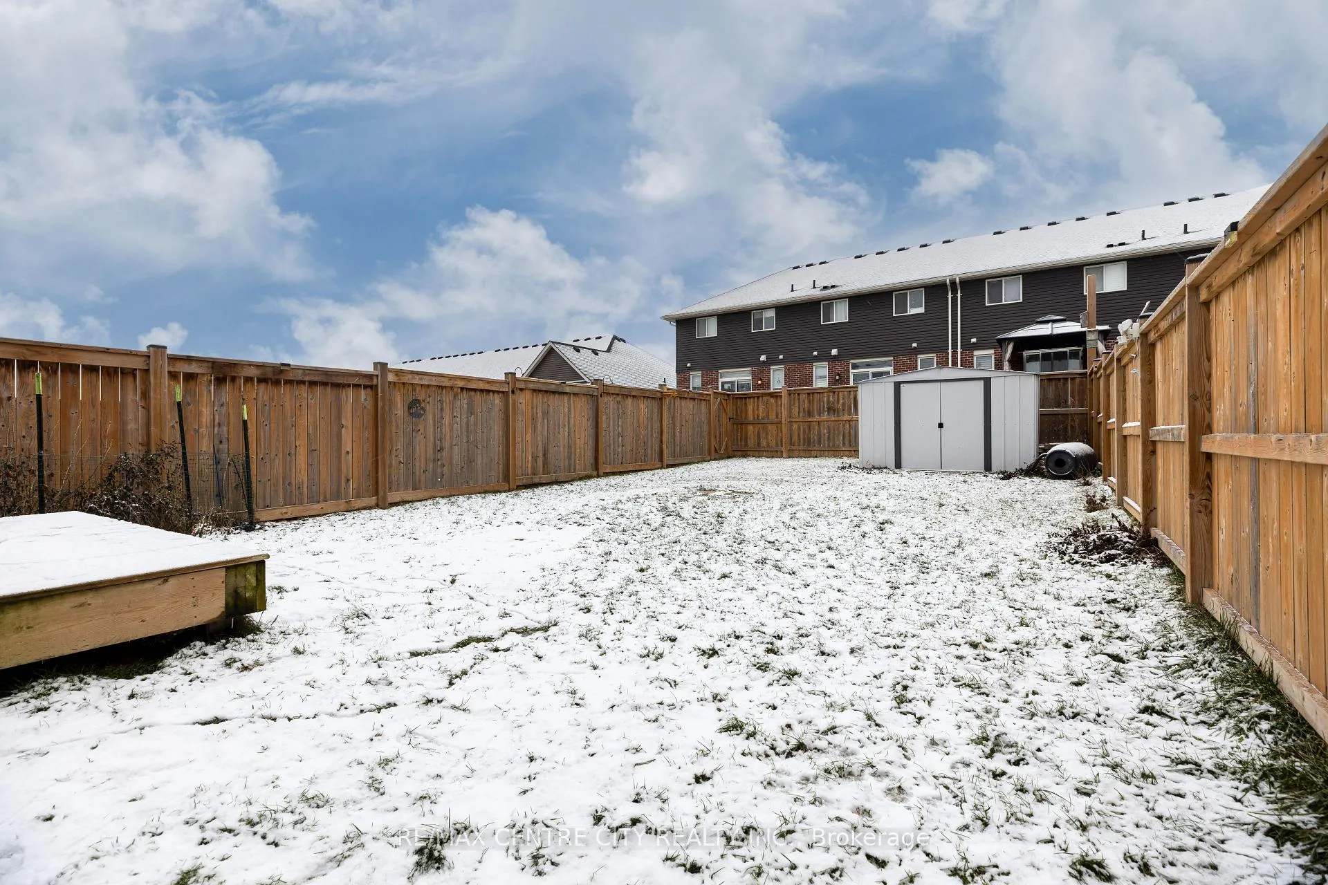 Photo 29 of 45 Charter Creek Court, St. Thomas — HOMEH