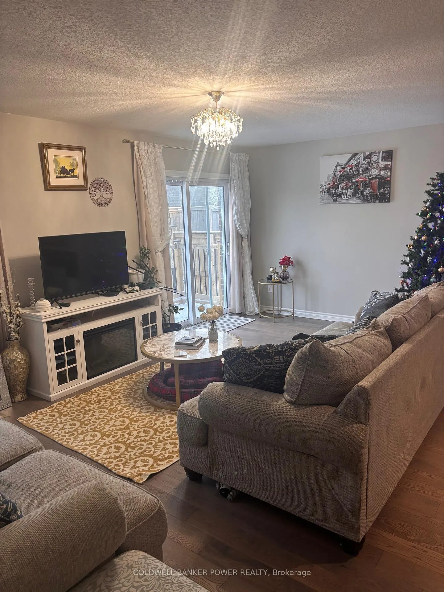 Photo 4 of 11 Ashberry Place, St. Thomas — HOMEH