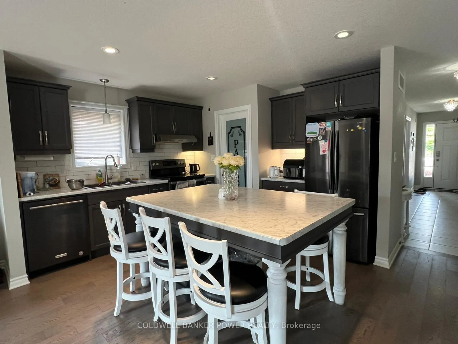 Photo 5 of 11 Ashberry Place, St. Thomas — HOMEH