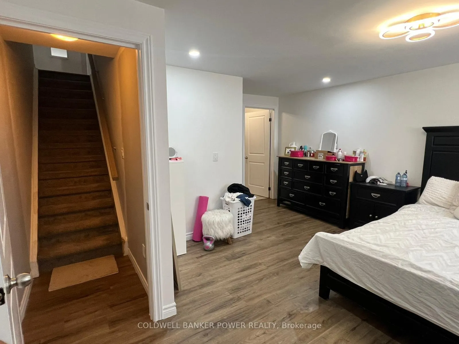 Photo 13 of 11 Ashberry Place, St. Thomas — HOMEH