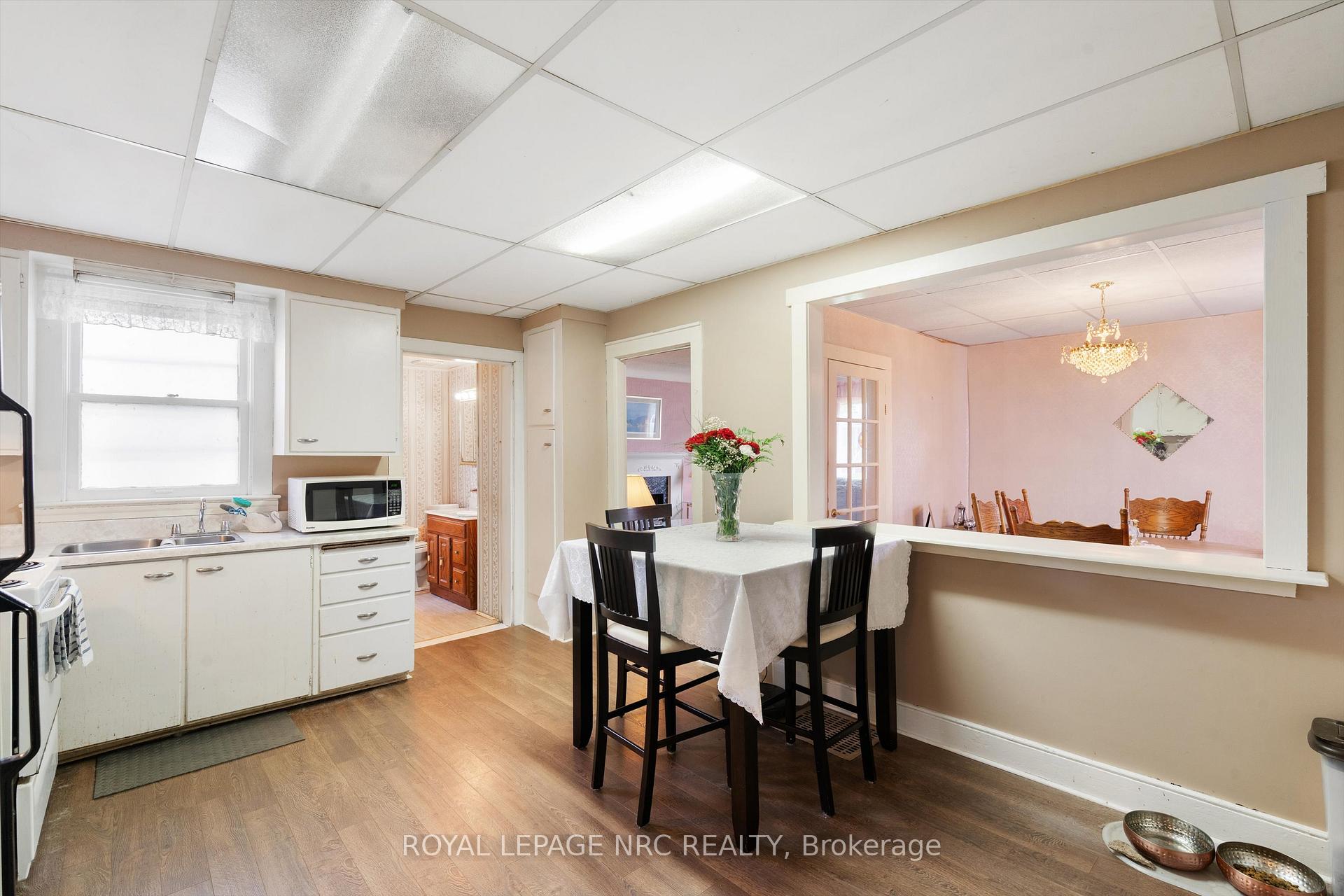 Photo 7 of 154 Dalhousie Avenue, St. Catharines, Port Dalhousie — HOMEH